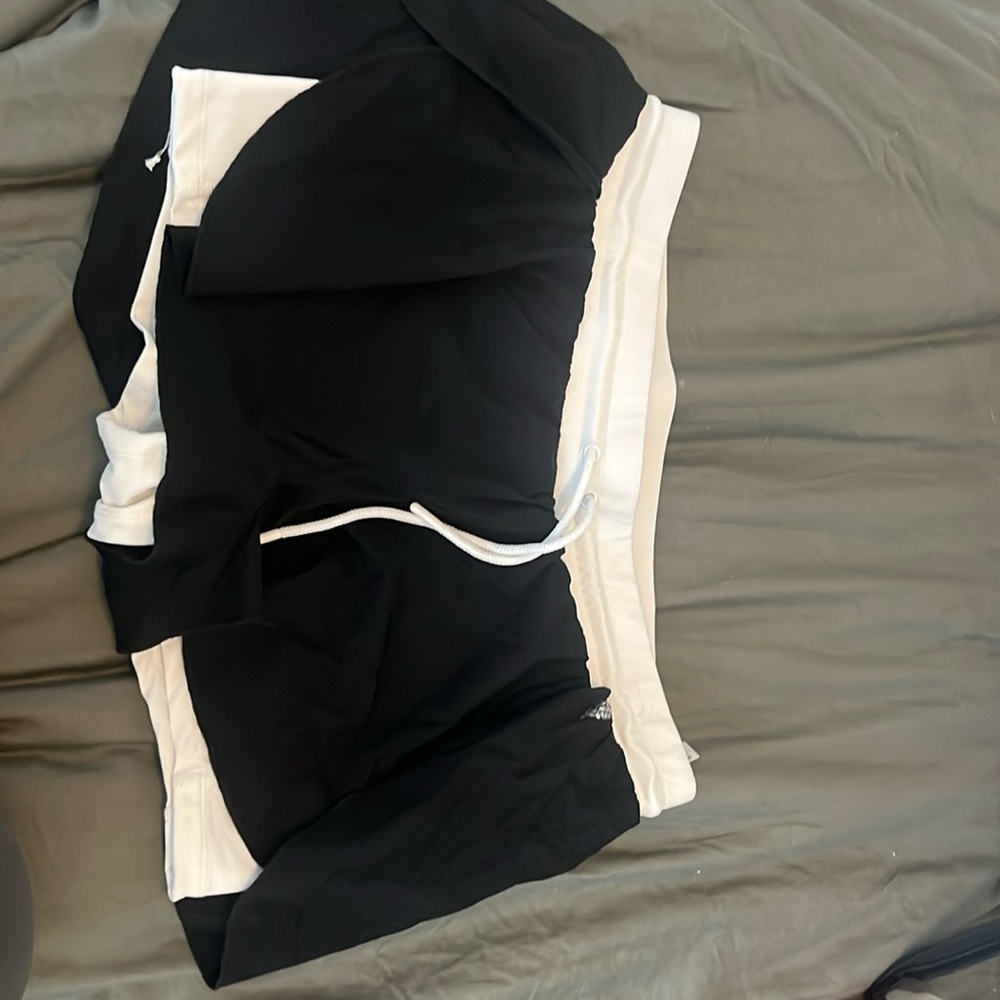 Free people movement black and white shorts size xl